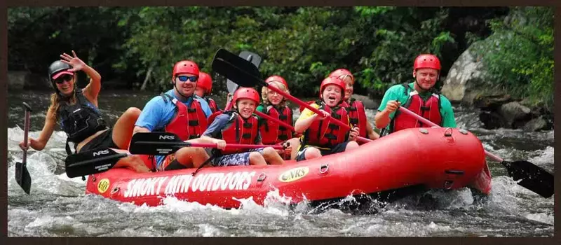 Smoky Mountain Outdoors white water rafting