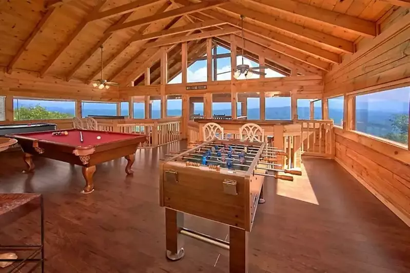 Game room inside cabin