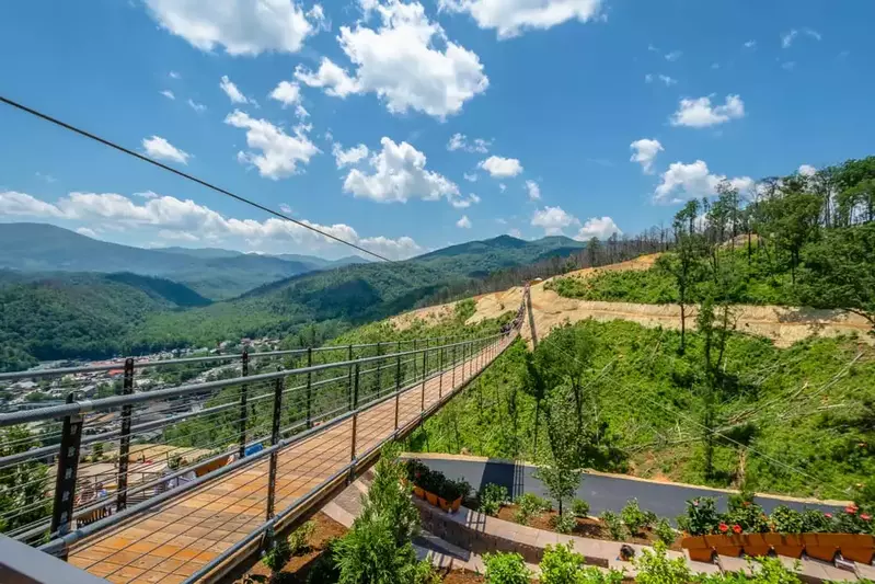 bridge at gatlinburg skypark