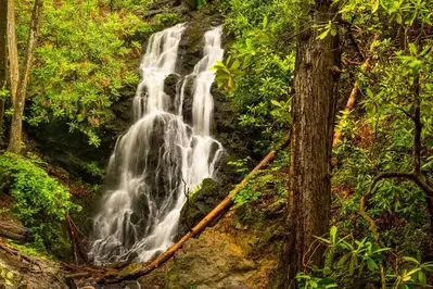 cataract falls in the smoky mountains