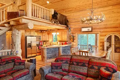 interior of gatlinburg cabin rental